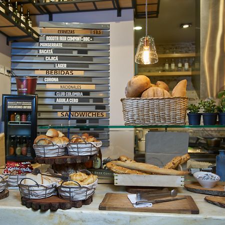 Hotel 100 Luxury Suites By Preferred Богота Экстерьер фото A typical display at a Spanish bakery